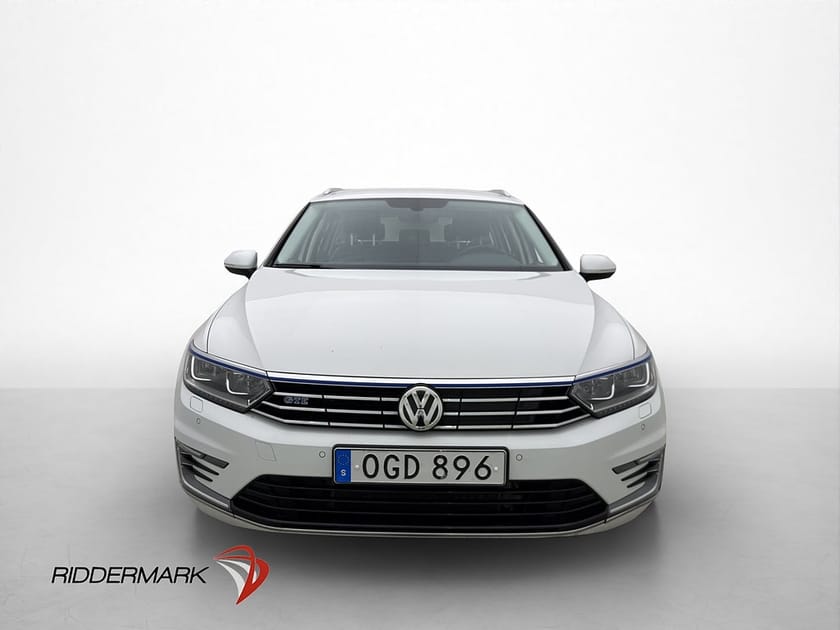 Bild 2 av Volkswagen Passat Variant GTE 218hk Kamera Dragkrok CarPlay Ad-fart