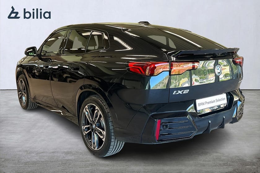 Bild 2 av BMW iX2 xDrive30 xDrive 30 M-sport | Drag | Backkamera | Aktiv farth.