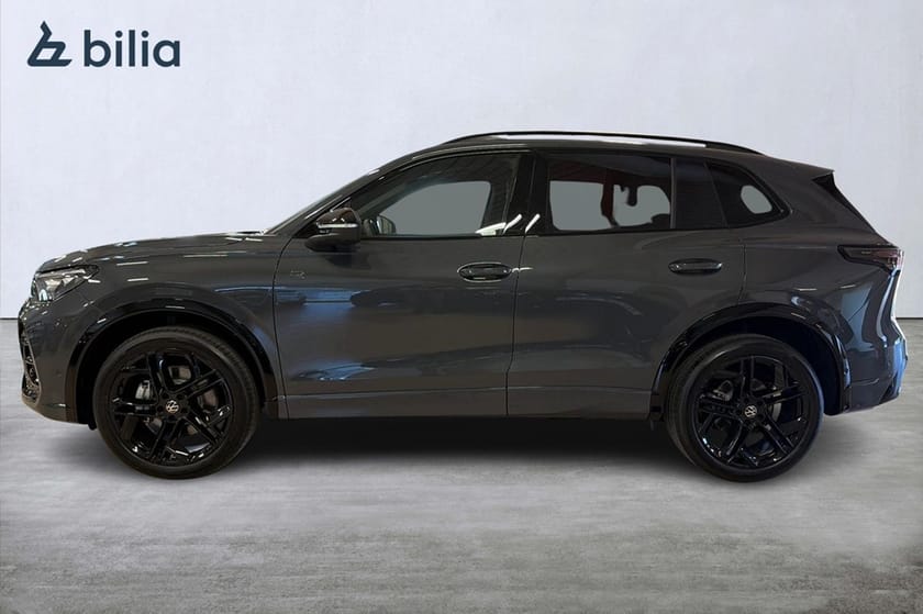 Bild 3 av Volkswagen Tiguan R-LINE 2.0 TDI 4M DSG, 193HK /PANO/DRAG/VÄRMARE