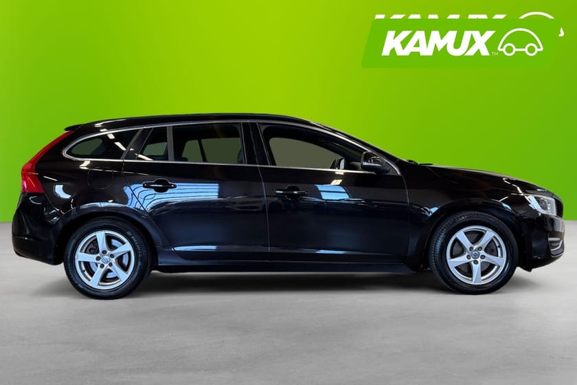 Bild 2 av Volvo V60 D2 Momentum 120hk Drag Värmare Ny Kamrem