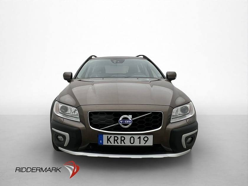 Bild 2 av Volvo XC70 D4 AWD 220hk Summum Polestar Taklucka Värm Drag