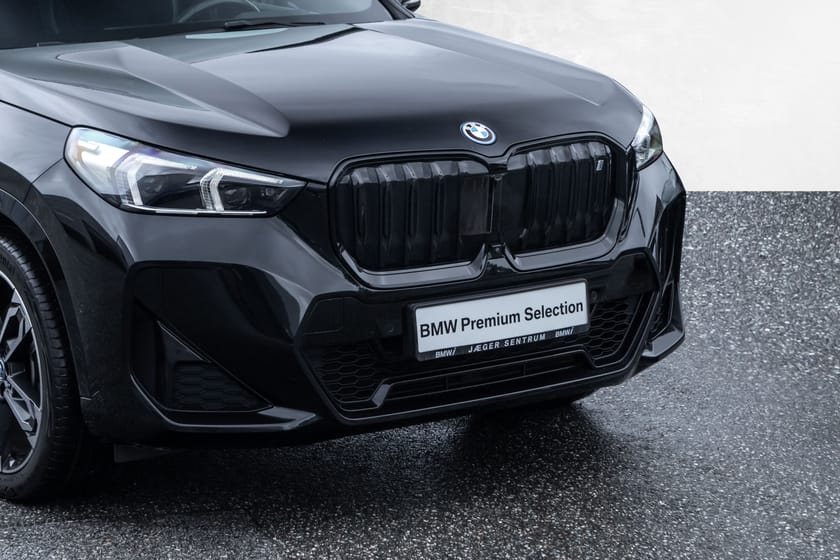 Bilde 2 av BMW iX1 xDrive30 Fully Charged M-Sport Krok Pano ACC H/K HUD