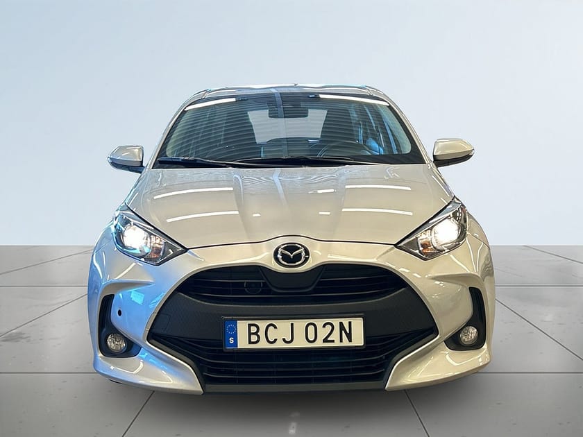 Bild 2 av Mazda 2 Hybrid MOMS/SoV-Däck/Adaptiv Fart/Rattvärme/Värmare