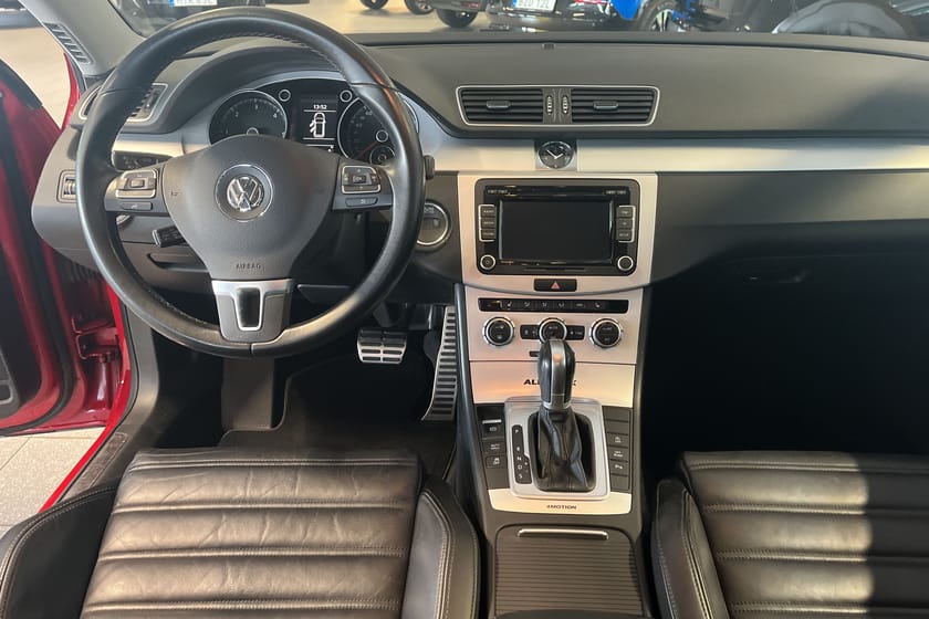 Bild 5 av Volkswagen Passat Alltrack 2,0TDI 4 Motion/Fällbart Drag