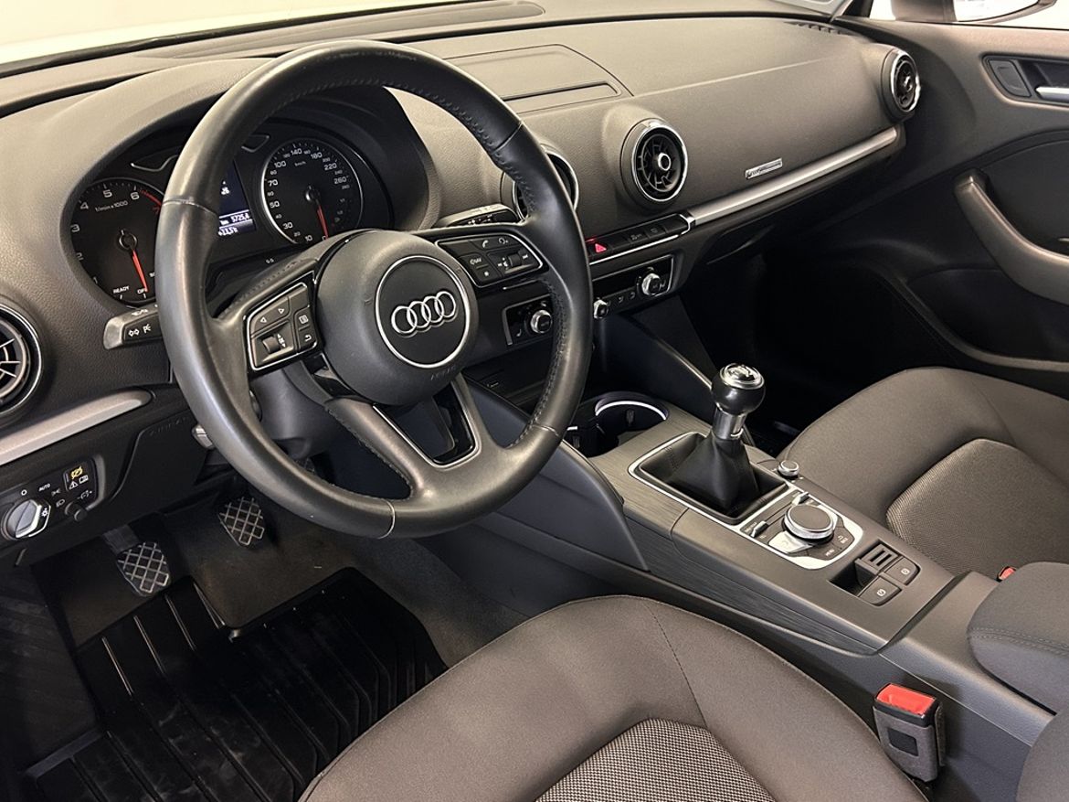Audi Audi A3 Sportback — bild 15
