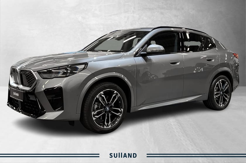Bilde 3 av BMW iX2 xDrive30 xDrive30/M-Sport/Fully Charged/H&K/El.Krok/El-seter