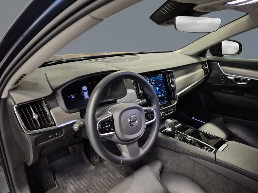 Bild 5 av Volvo V90 T6 AWD Plus Dark Nordic Edition//360-kamera//Drag//