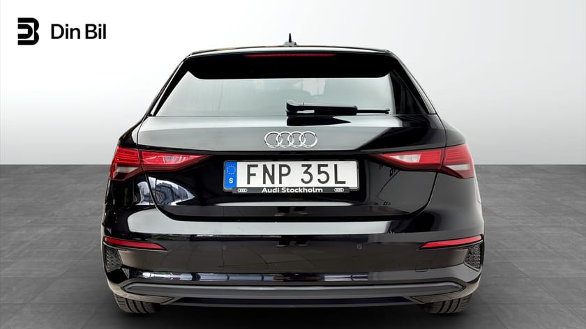 Bild 5 av Audi A3 Sportback 35 TFSI Proline 150 HK S-tronic Drag/Kamera/Tonade