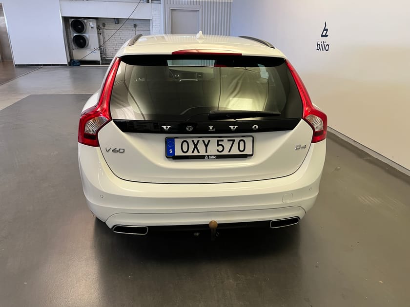 Bild 4 av Volvo V60 D4 Momentum Business Edition/ Dragkrok/ Parkering sensorer bak/
