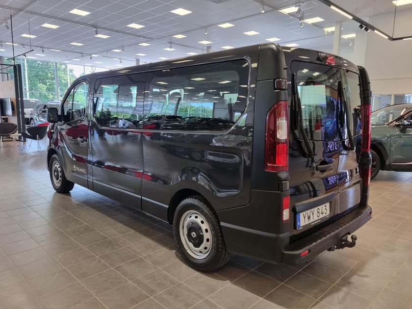 Bild 2 av Renault Trafic Kombi Passenger 9-sits Värmare Moms Drag