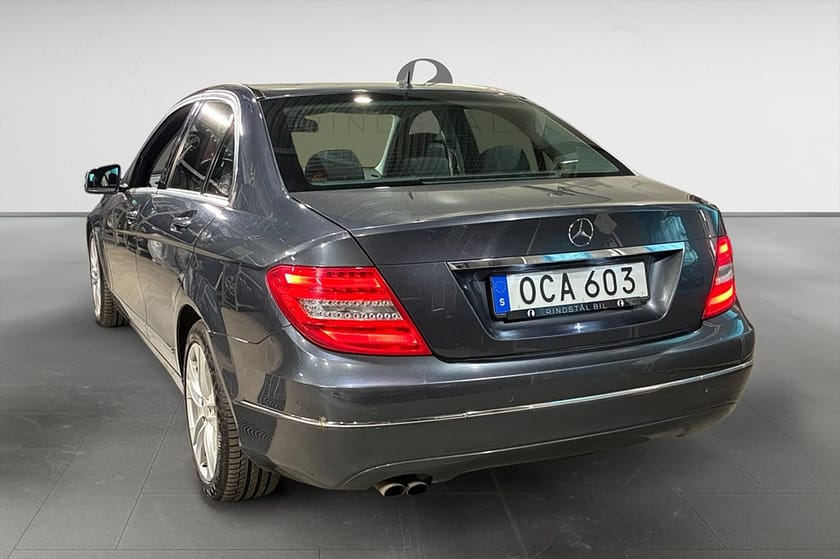 Bild 5 av Mercedes-Benz C 180 156 HK Avantgarde AUT PDC BLUETOOTH 10100 MIL 17"