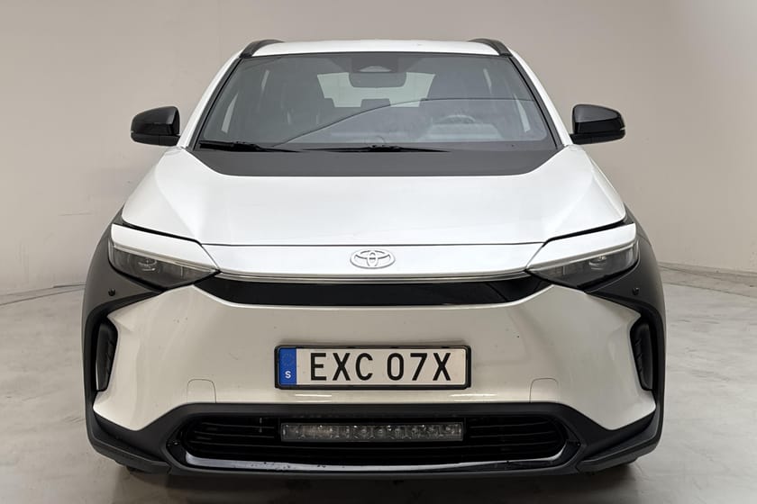 Bild 5 av Toyota bZ4X AWD (218hk) Active