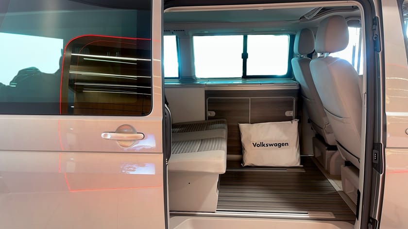 Bild 5 av Volkswagen California *PERFEKT INFÖR SOMMARENS ÄVENTYR*