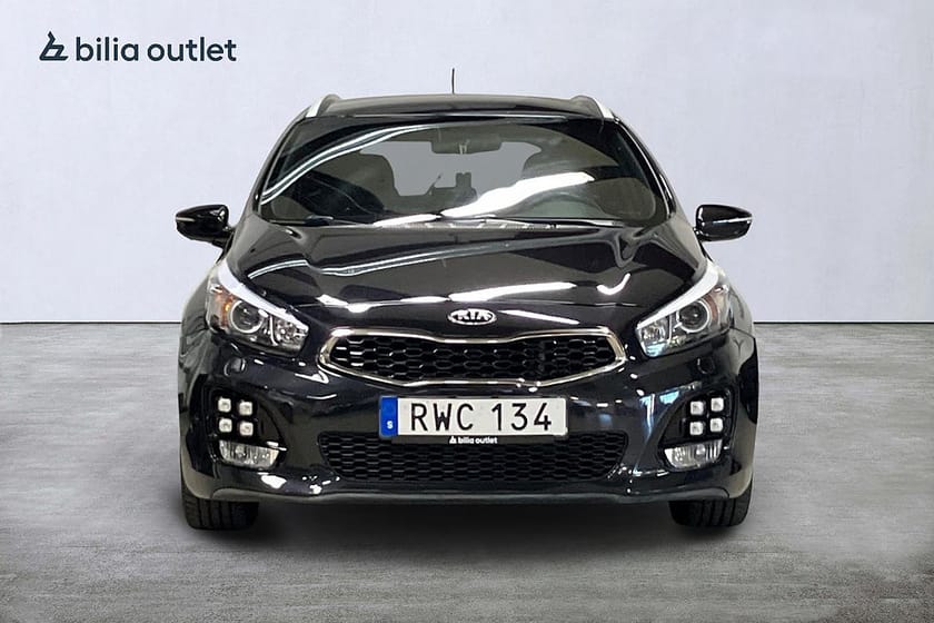 Bild 3 av Kia cee'd_sw sw 1.6 CRDi aut GT-Line 136hk Navi Backkamera Rattvärm