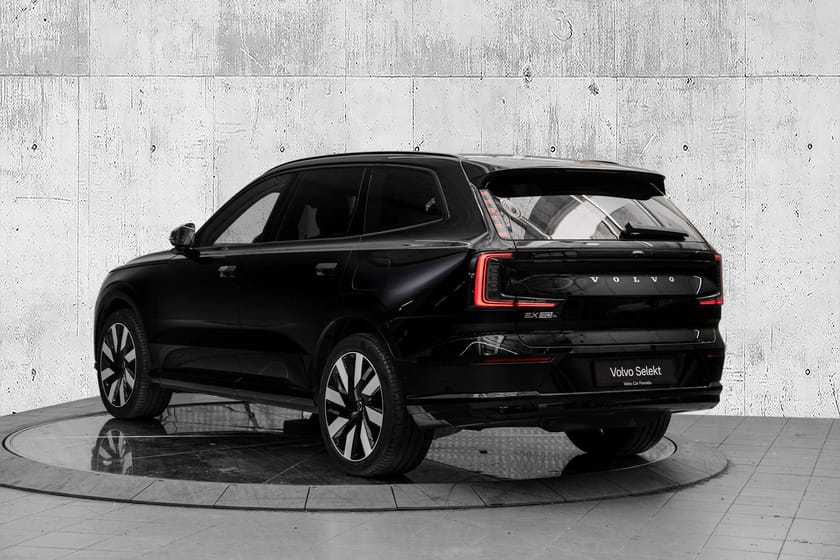 Bilde 5 av Volvo EX90 Twin Motor 7-seater M. Ultra Bowers&Wilkins Luftfjæring 22" PixelLED