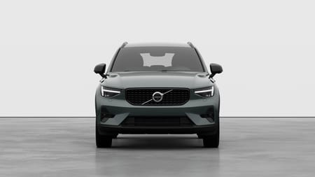 Volvo XC40 B4 FWD Bensin Plus Dark