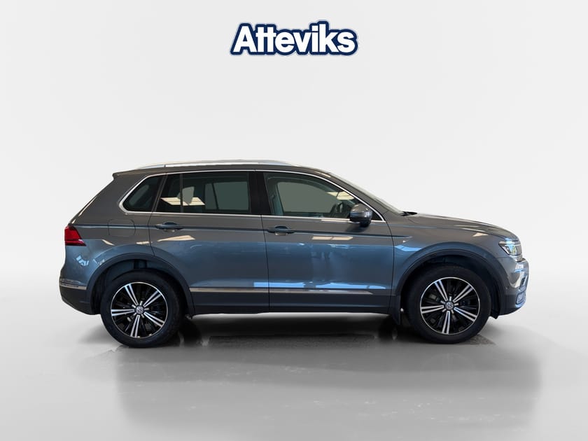 Bild 2 av Volkswagen Tiguan Highline 2.0 TDI 190hk *Drag/P.Värm/Backkamera*