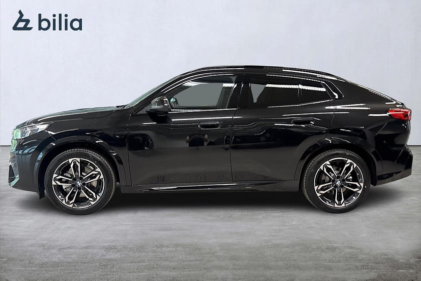 Bild 3 av BMW iX2 xDrive20