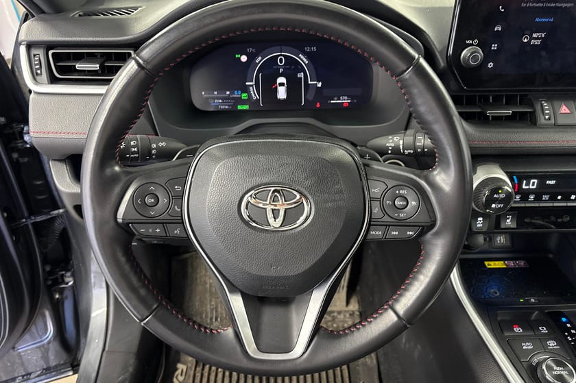 Bilde 4 av Toyota RAV4 Plug-in Hybrid Active Tech AWD-i I 75 km WLTP
