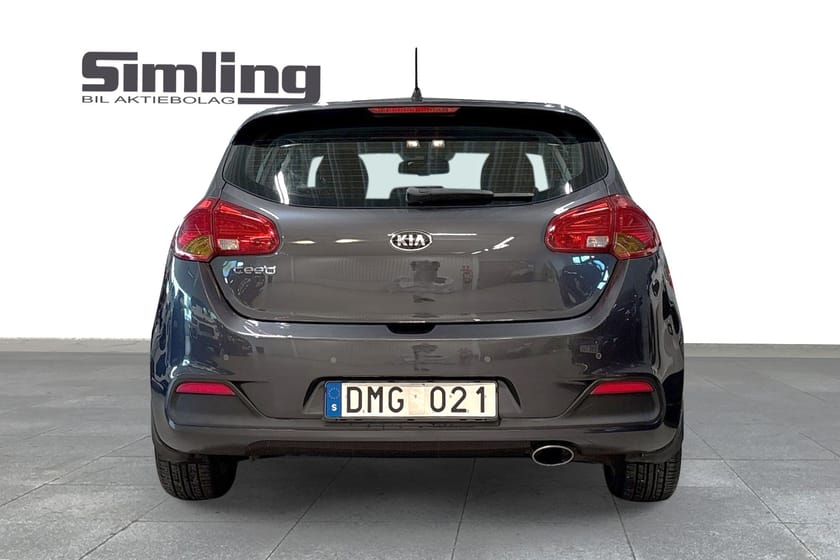Bild 4 av Kia cee'd 1.6 GDI Automat EX Comfort / Vinterhjul