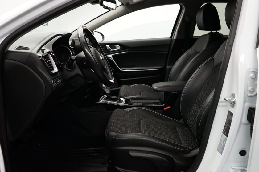 Bild 5 av Kia Ceed Sportswagon Plug-in Hybrid Navigation | Backkamera | Keyless