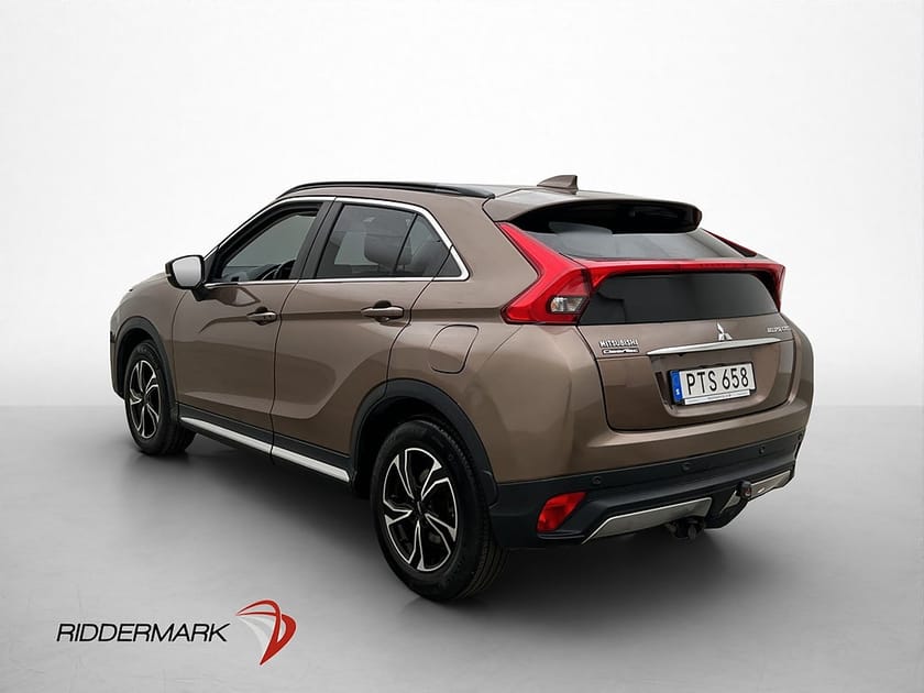 Bild 4 av Mitsubishi Eclipse Cross 4WD 163hk Komfort Värmare 360 Drag