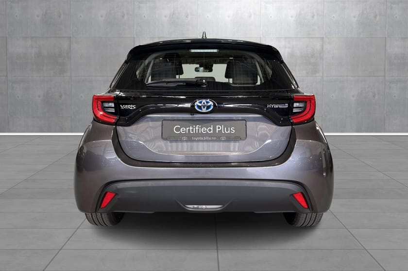 Bilde 4 av Toyota Yaris Hybrid / Velholdt / Active Tech /