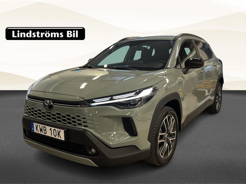 Bild 1 av Toyota Corolla Cross Hybrid AWD-i Style 2.0 197hk S&V-hjul MOMS