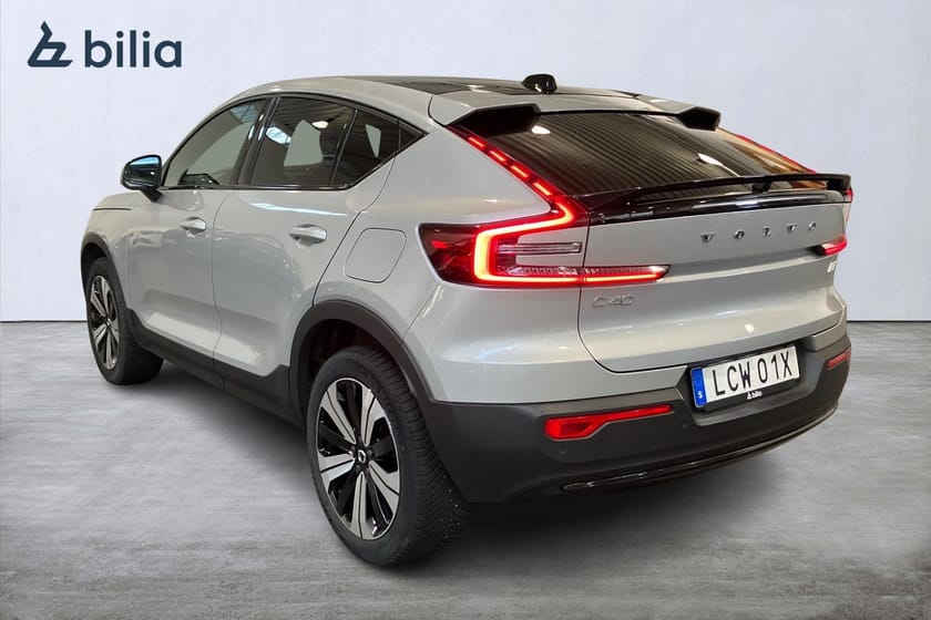 Bild 2 av Volvo C40 Recharge Core Mörkt tonade rutor 5 st Dragkrok halvautomatisk