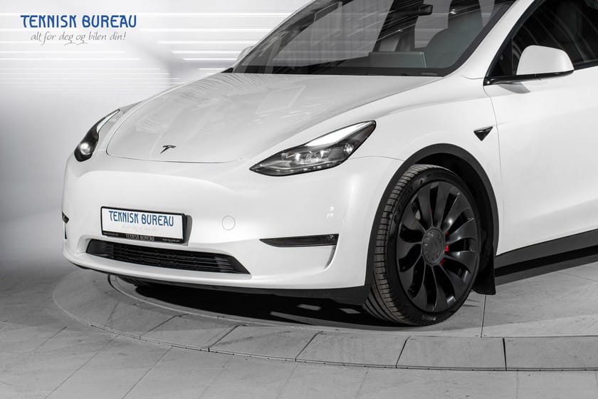 Bilde 3 av Tesla Model Y Performance Long Range AWD Performance, Matrix, 21” felger sommer