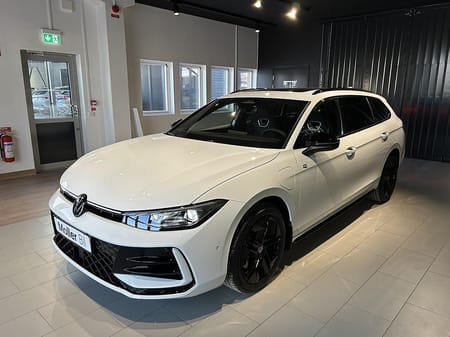 Volkswagen Passat Variant eHybrid 272 DSG6 R-LINE