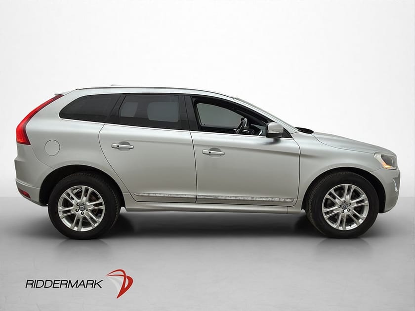 Bild 4 av Volvo XC60 D4 AWD Summum Drag Skinn Värmare P-Sensorer
