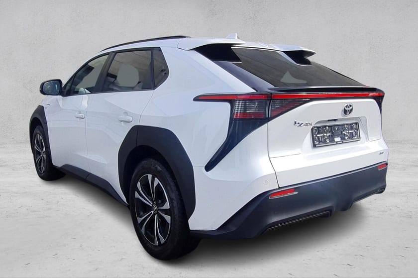Bilde 3 av Toyota bZ4X