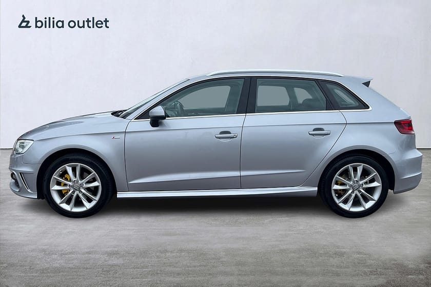 Bild 3 av Audi A3 Sportback 1.6 TDI Quattro S Line 110hk / PDC Bluetooth