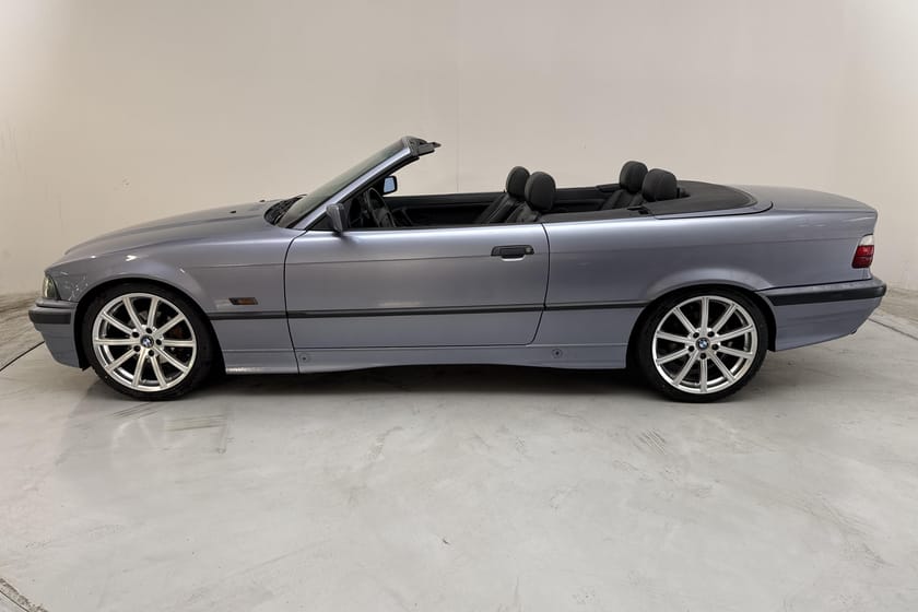 Bild 2 av BMW 325i Convertible Cabriolet, E36 (192hk)