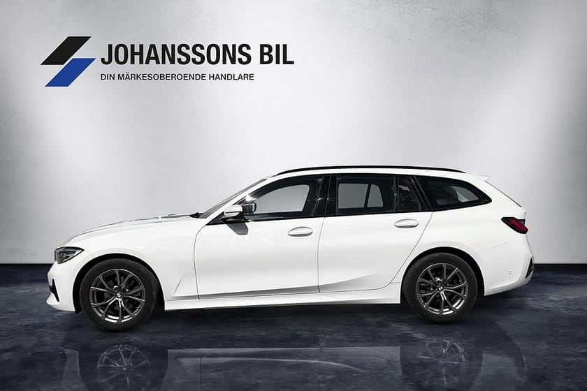 Bild 2 av BMW 320d xDrive Touring Sport line P-värme/Navi/Dragkrok