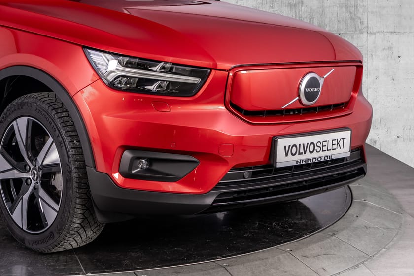 Bilde 2 av Volvo XC40 P8 AWD Recharge Plus 408 hk. Krok/Google maps/Aktive LED lys/Oppv.ratt