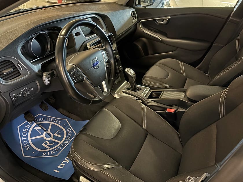 Bild 5 av Volvo V40 D2 Momentum Backkamera/Euro 5