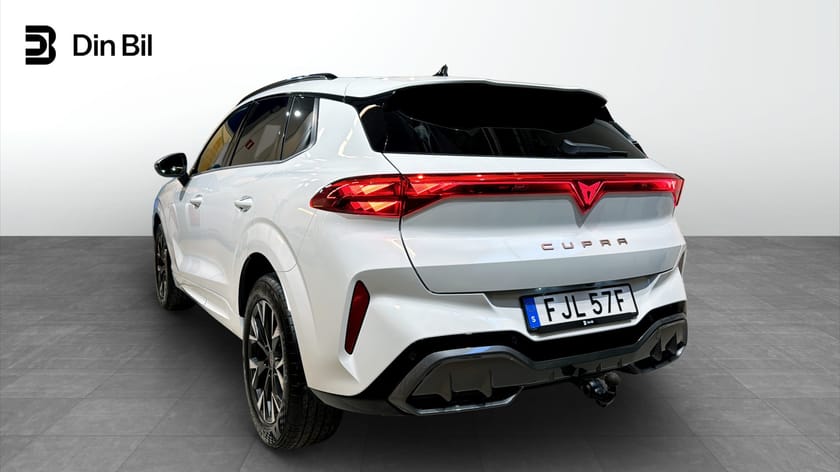 Bild 3 av CUPRA Terramar Edge eTSI150 DSG Drag/P-värmare