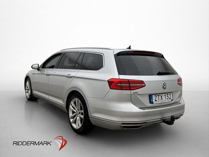 Bild 5 av Volkswagen Passat Variant GTE TSI 218hk Cockpit Pano Värmare Drag