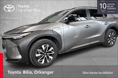 Toyota bZ4X Active tech, komplett servicehistorikk