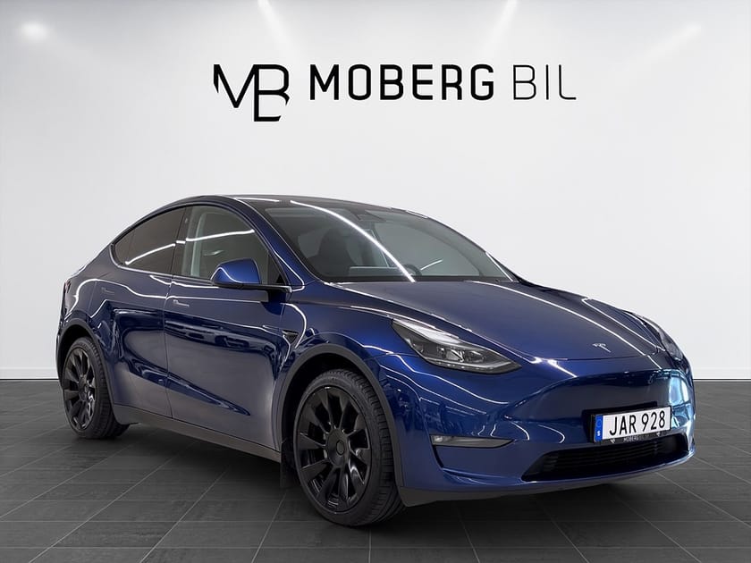 Bild 4 av Tesla Model Y Long Range AWD 514hk Pano Drag Läder Navi