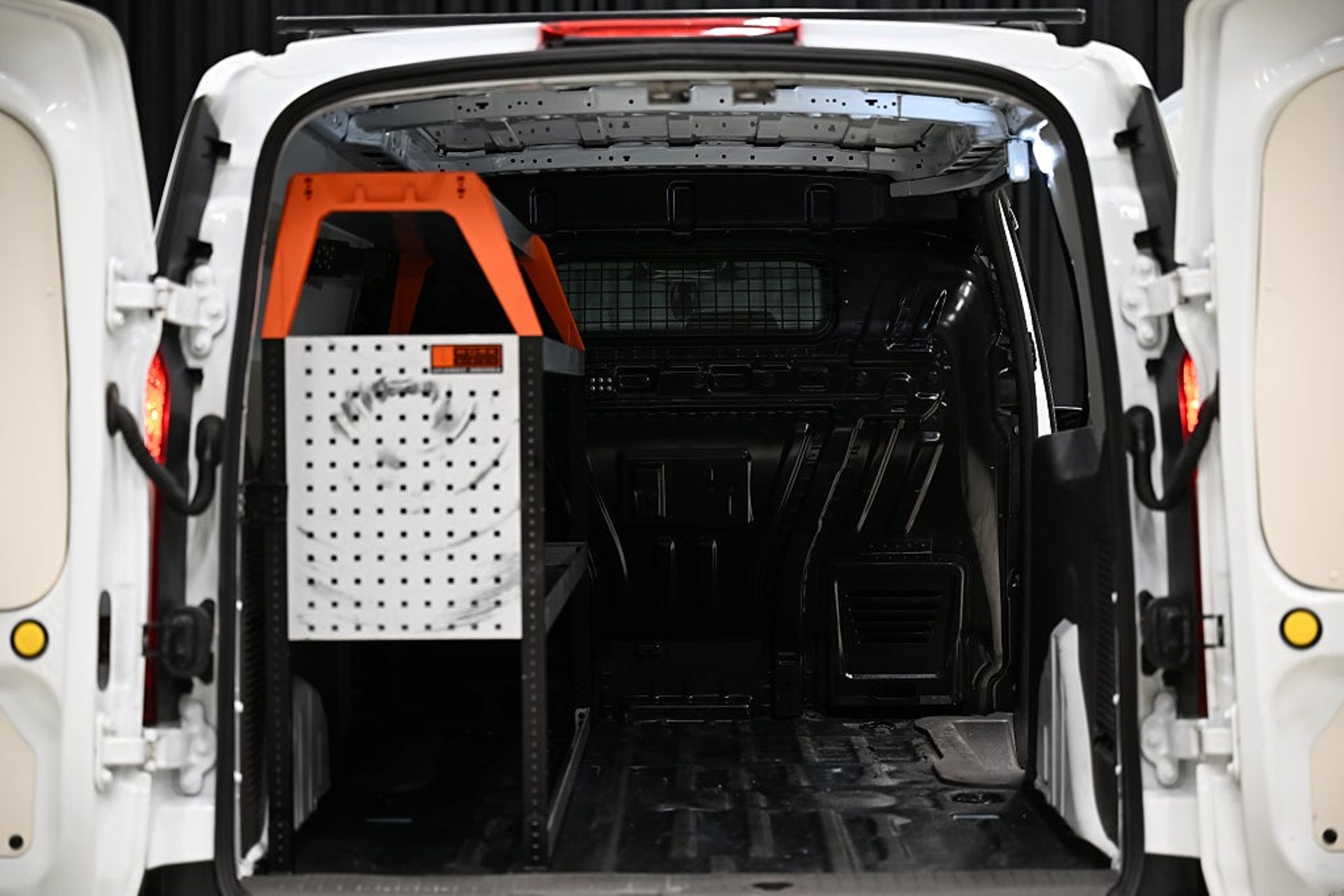 Ford Transit Connect 2023, bild 6/27