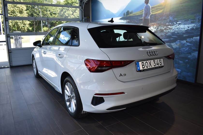 Bild 2 av Audi A3 Sportback 35 TFSI 150 HK S-TRONIC PROLINE