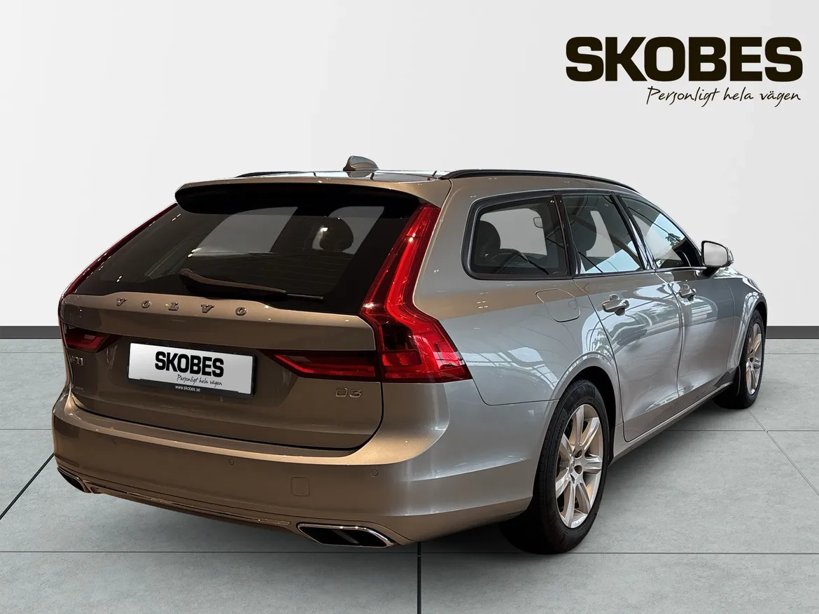 Volvo V90