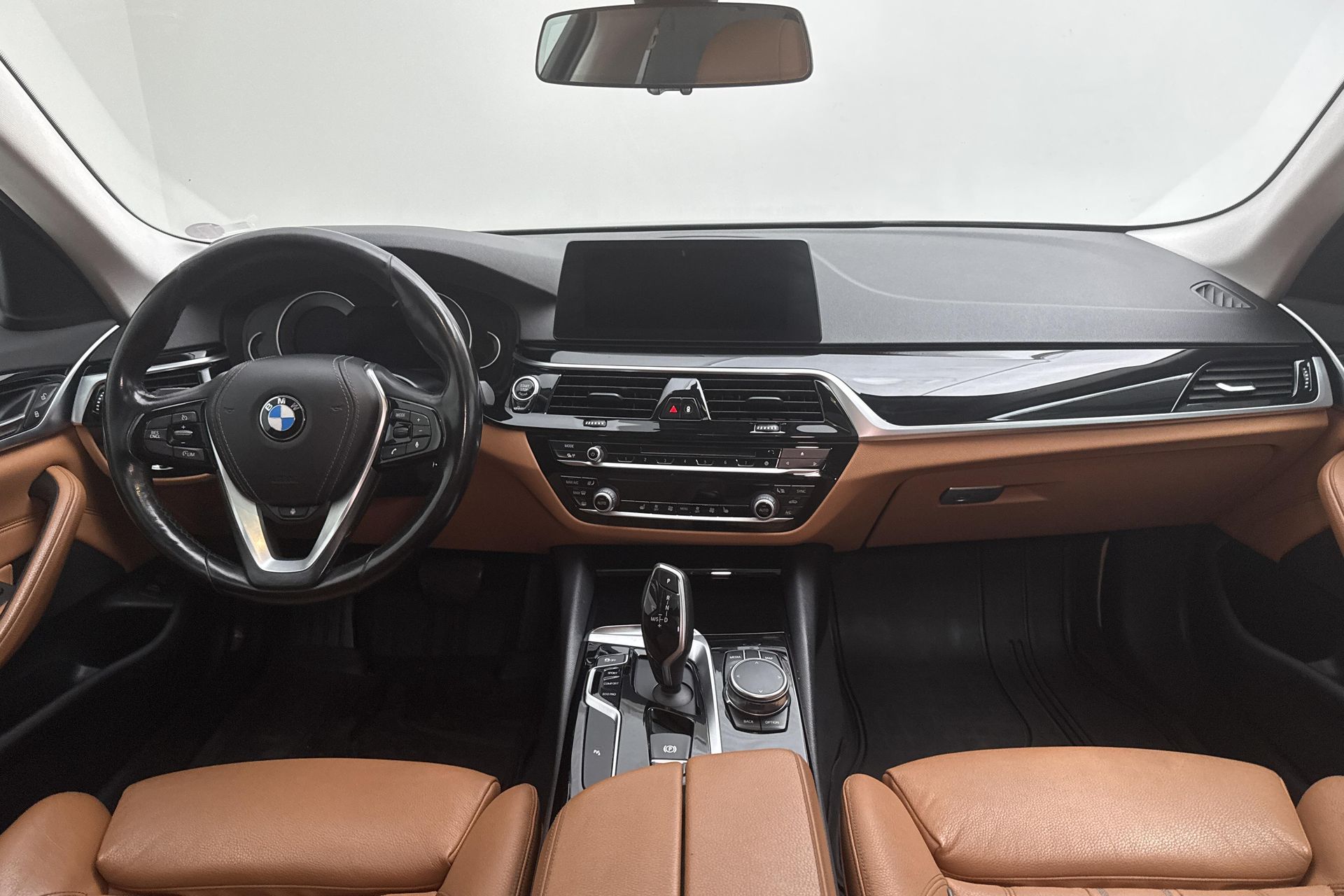 BMW 520 d Touring 2018, kuva 7/10