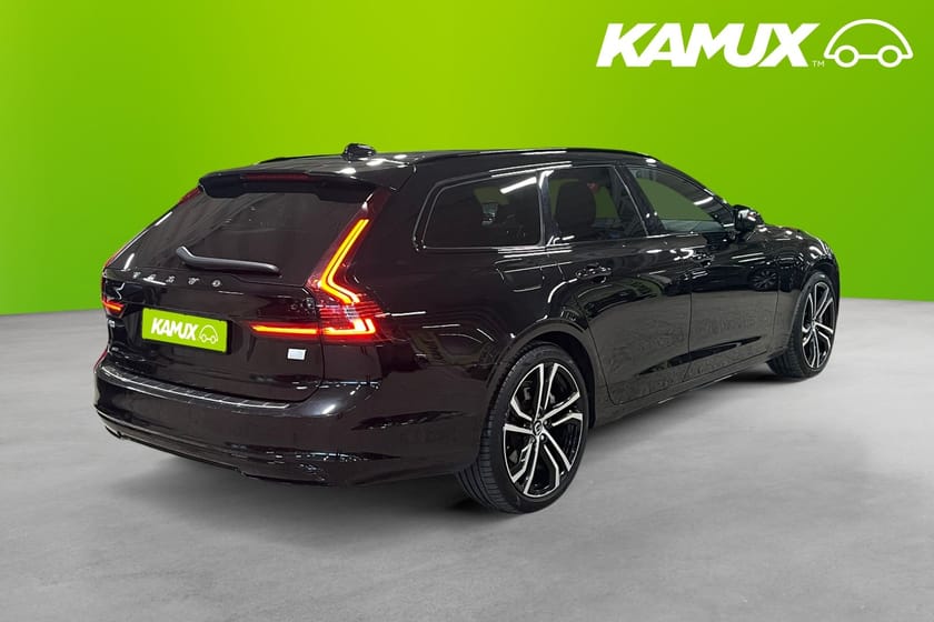 Bild 4 av Volvo V90 Recharge T6 AWD Ultimate Dark 360 Pano Luftfjäd H/K HuD Drag