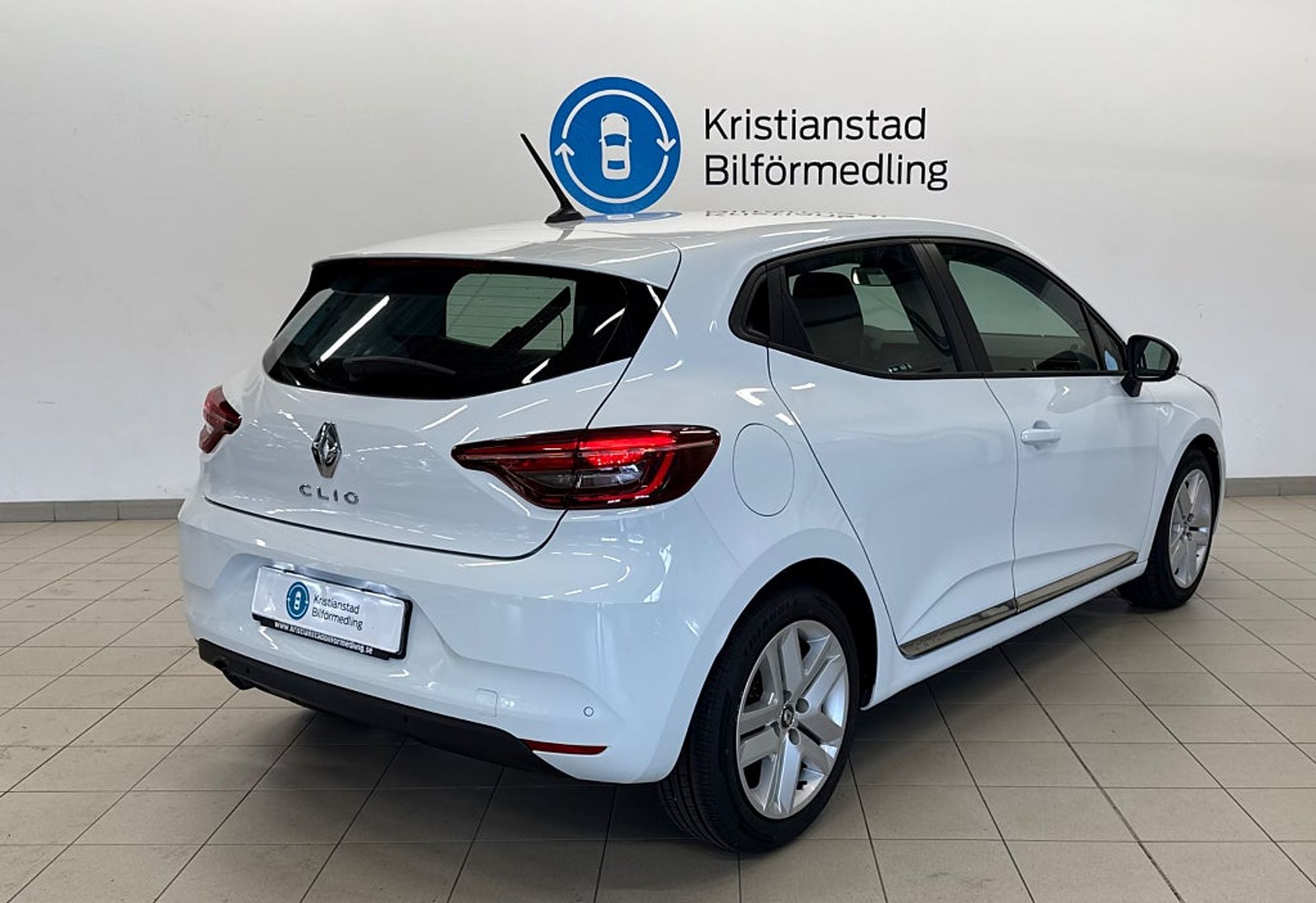 Renault Clio 1.0 TCe Zen Vinterhjul 2021, bild 6/9