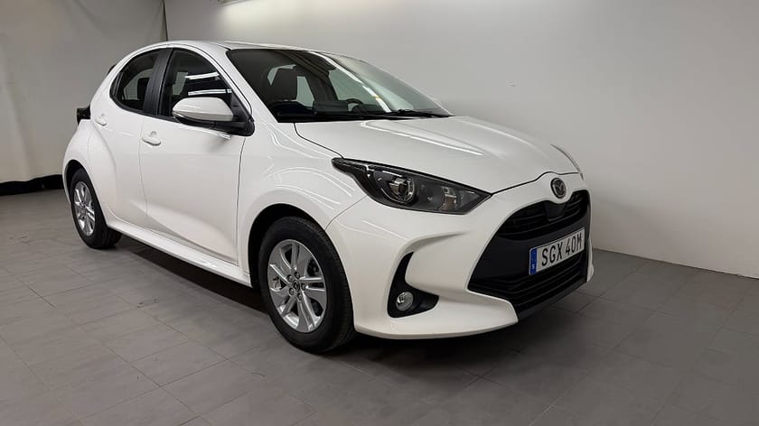 Bild 2 av Mazda 2 Hybrid Backkamera, låga mil!