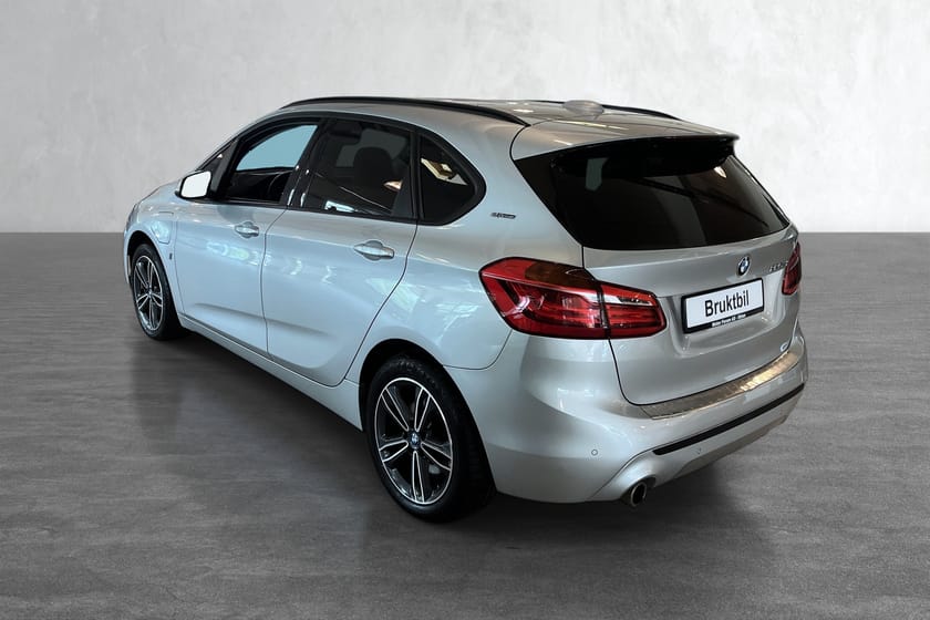 Bilde 2 av BMW 225xe Active Tourer 4WD Sport line, KUN 67,500 KM!